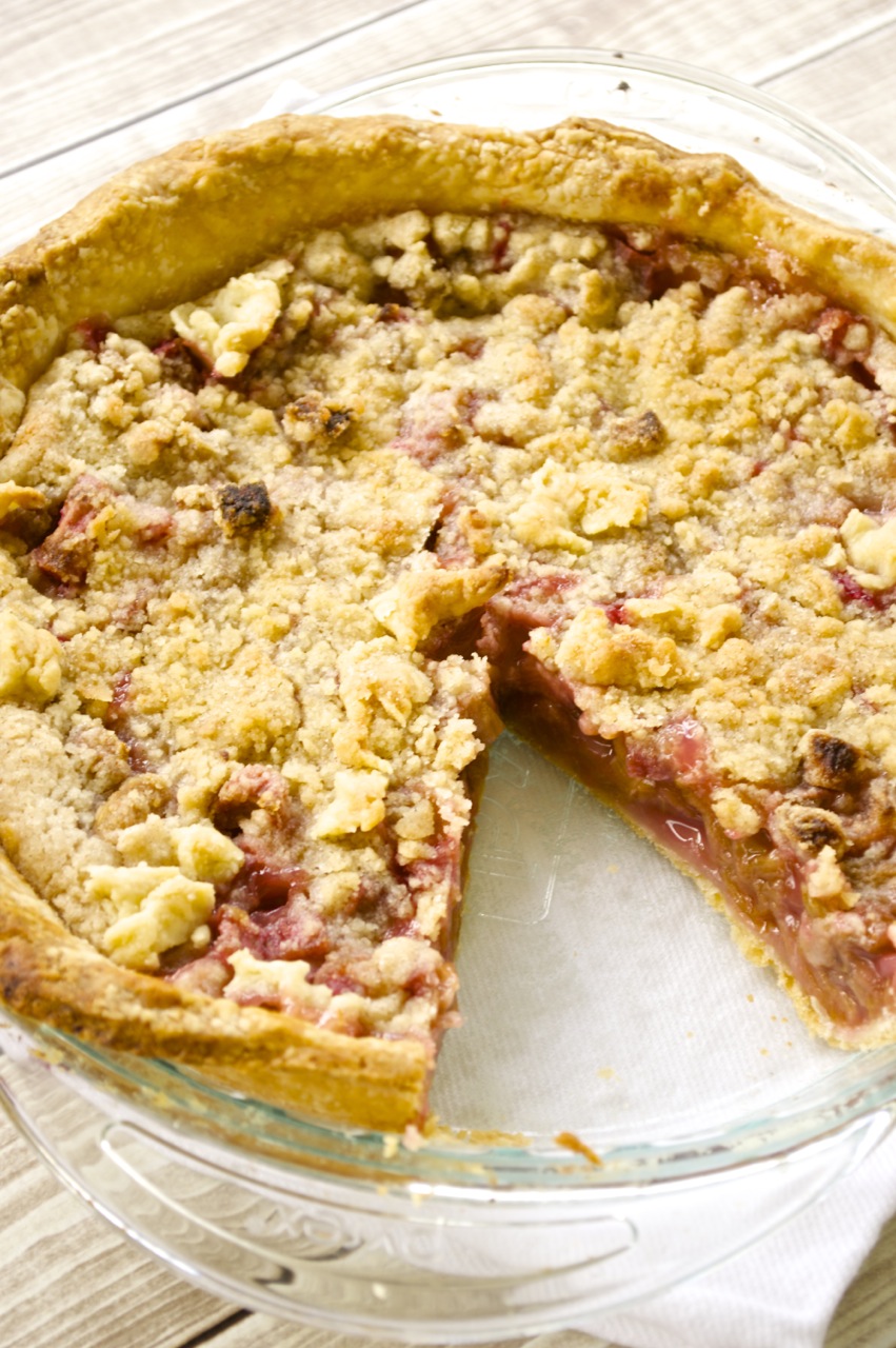 Rhubarb Pie - Fashionable Foods