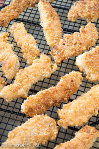 Crispy Coconut Chicken Tenders {with Sweet and Spicy Dipping Sauce ...