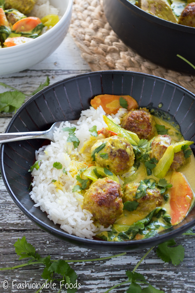Yellow Curry Meatball Bowls