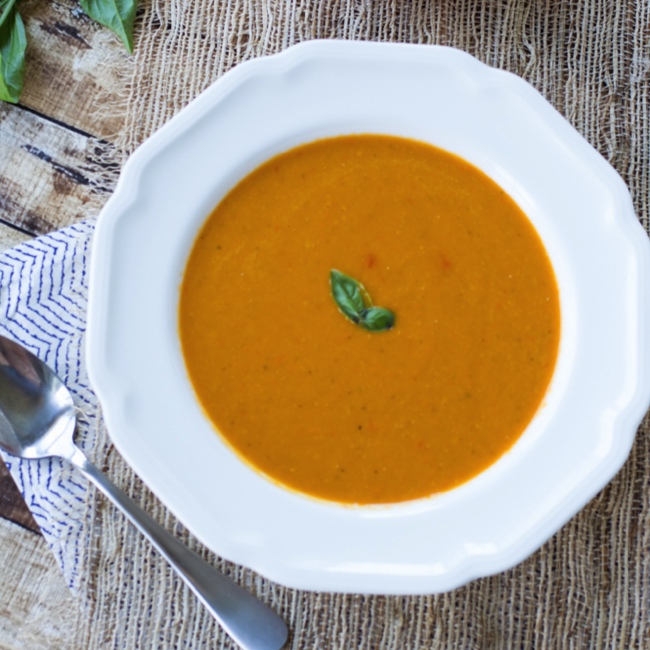 Easy 5-Ingredient Tomato & Basil Blender Soup - Recipe Diaries
